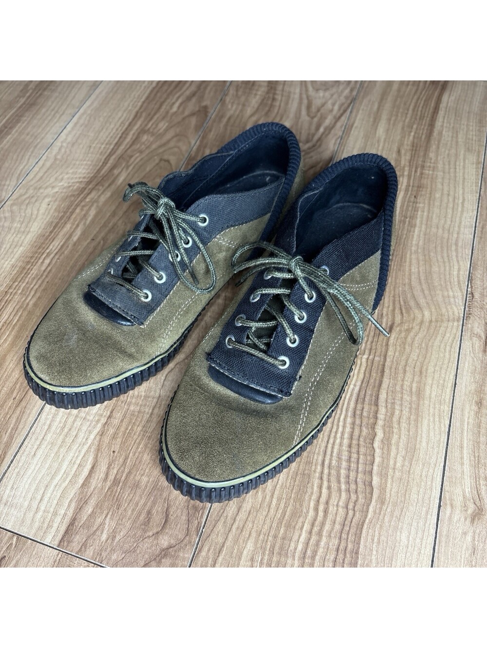 Vintage 1990s Reebok Gorpcore Suede Sneakers in Earth Tone -